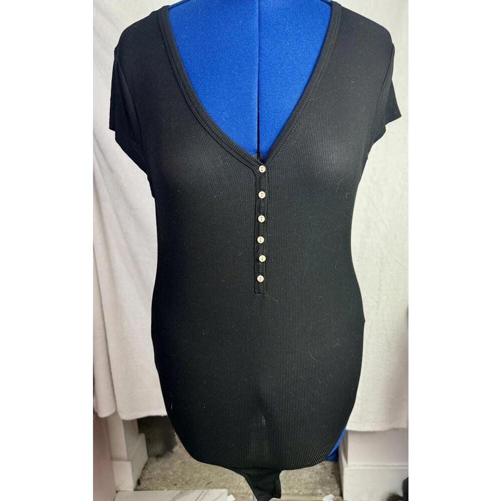 bohme ribbed bodysuit v neck stretchy minimalist‎ layering capsule wardrobe xl